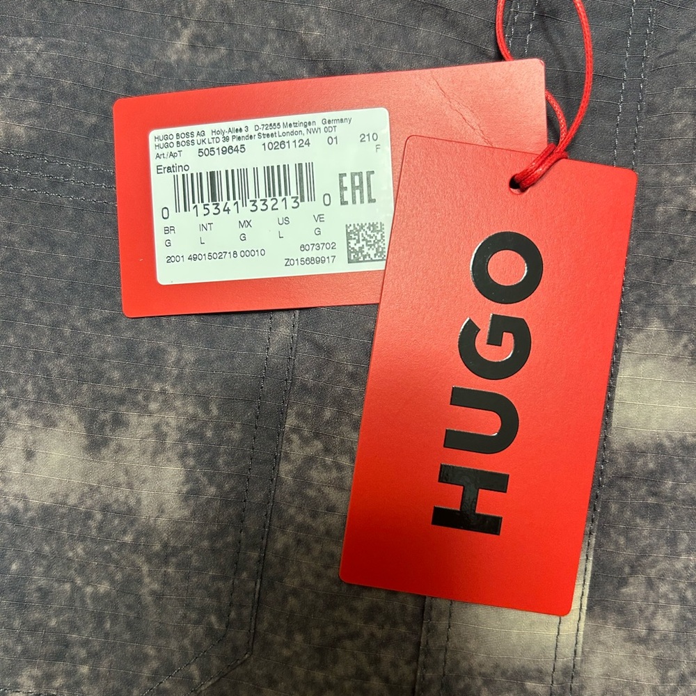 HUGO Boss Eratino Neutral Gray and Cream Button-Up Casual Shirt - Picture 4 of 5